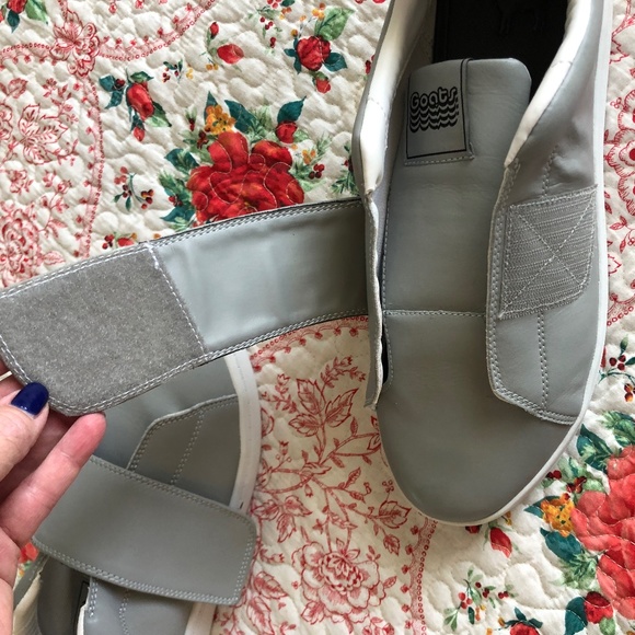 Men's Leather Sneakers - Picture 12 of 16